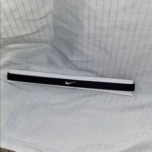 👜💝Nike headbands White & Black